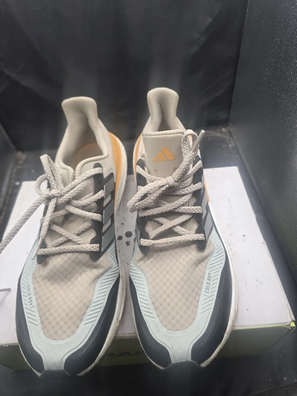 Adidas Men's Beige and Orange Running Shoes